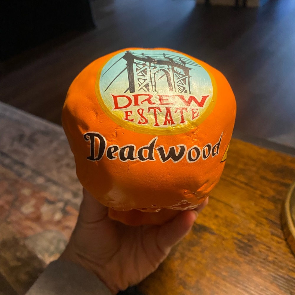 Drew estate Dead wood Decor very rare only can get at the Drew estate events - Picture 2 of 4